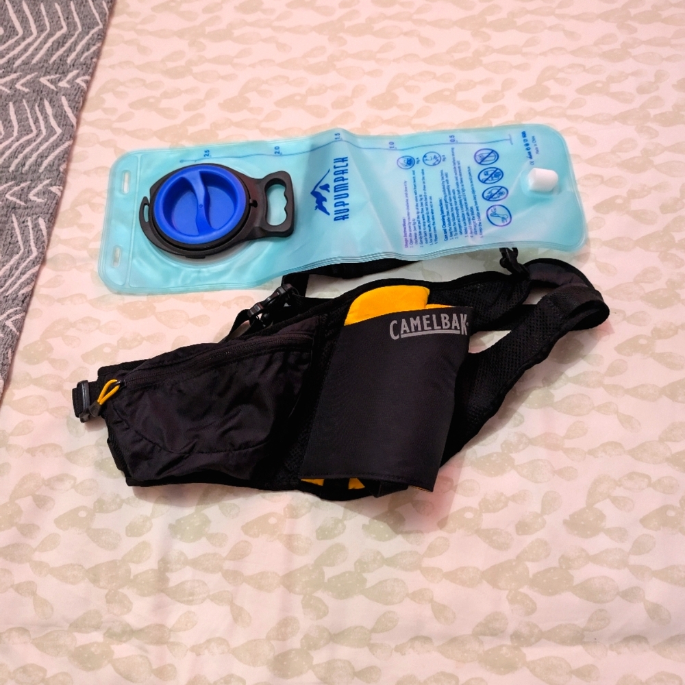 CAMELBAK Delaney DC Hydration Waist Belt